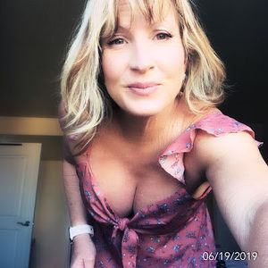 Meet your Posher, Linda